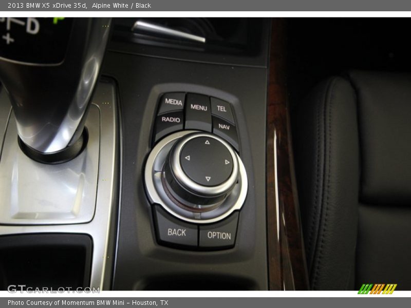 Alpine White / Black 2013 BMW X5 xDrive 35d