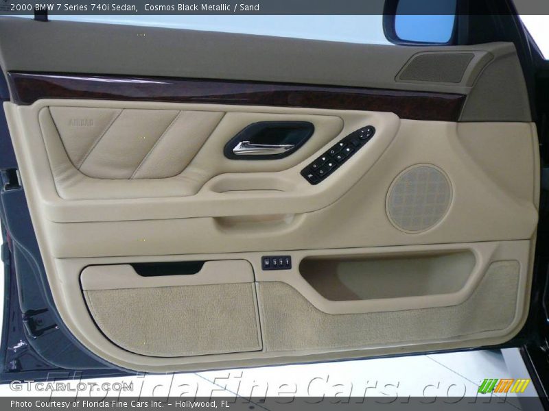 Cosmos Black Metallic / Sand 2000 BMW 7 Series 740i Sedan