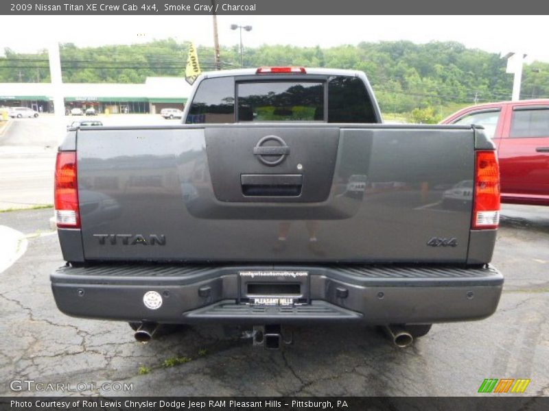 Smoke Gray / Charcoal 2009 Nissan Titan XE Crew Cab 4x4