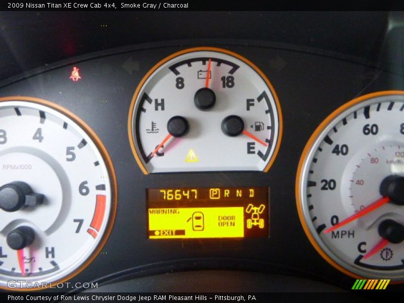 Smoke Gray / Charcoal 2009 Nissan Titan XE Crew Cab 4x4