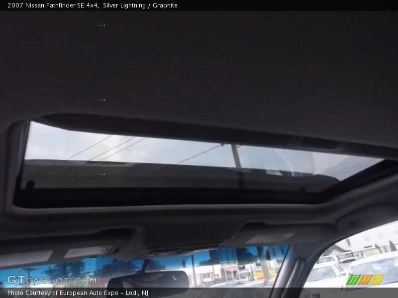 Silver Lightning / Graphite 2007 Nissan Pathfinder SE 4x4