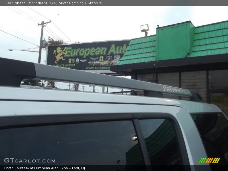 Silver Lightning / Graphite 2007 Nissan Pathfinder SE 4x4