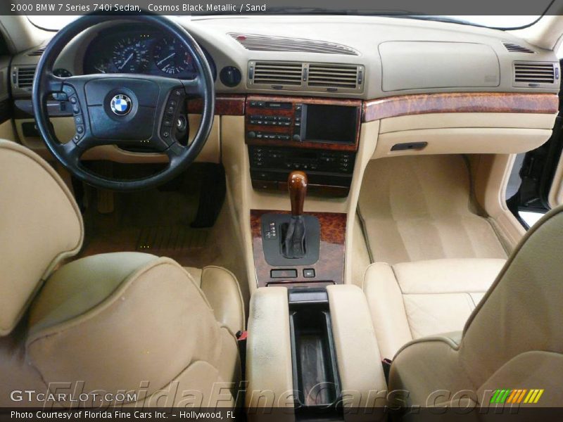 Cosmos Black Metallic / Sand 2000 BMW 7 Series 740i Sedan
