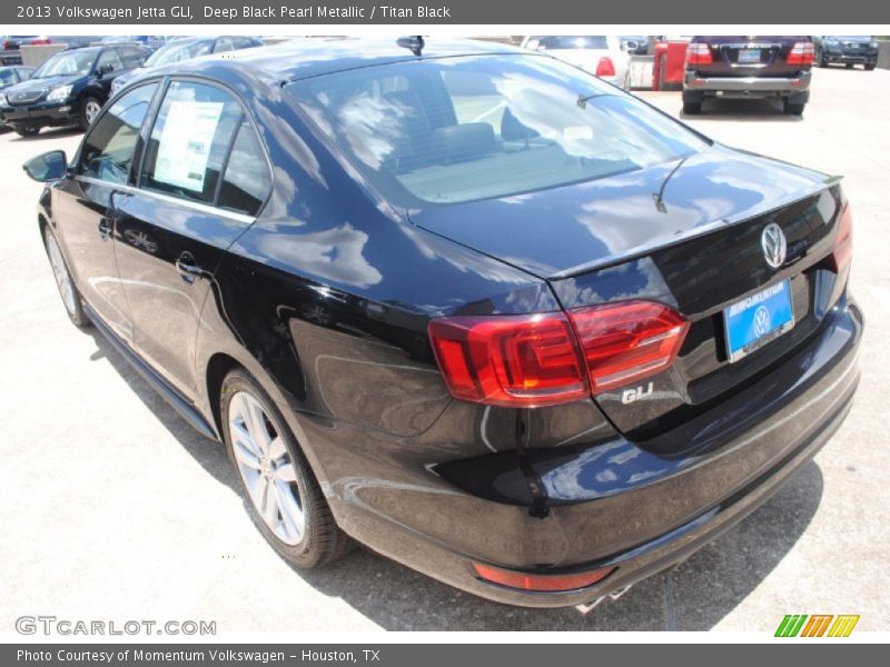 Deep Black Pearl Metallic / Titan Black 2013 Volkswagen Jetta GLI