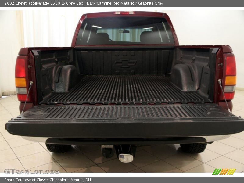  2002 Silverado 1500 LS Crew Cab Trunk