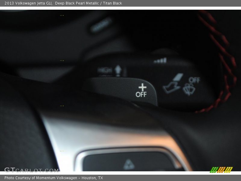 Deep Black Pearl Metallic / Titan Black 2013 Volkswagen Jetta GLI
