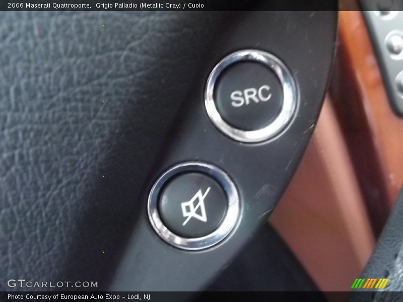 Grigio Palladio (Metallic Gray) / Cuoio 2006 Maserati Quattroporte