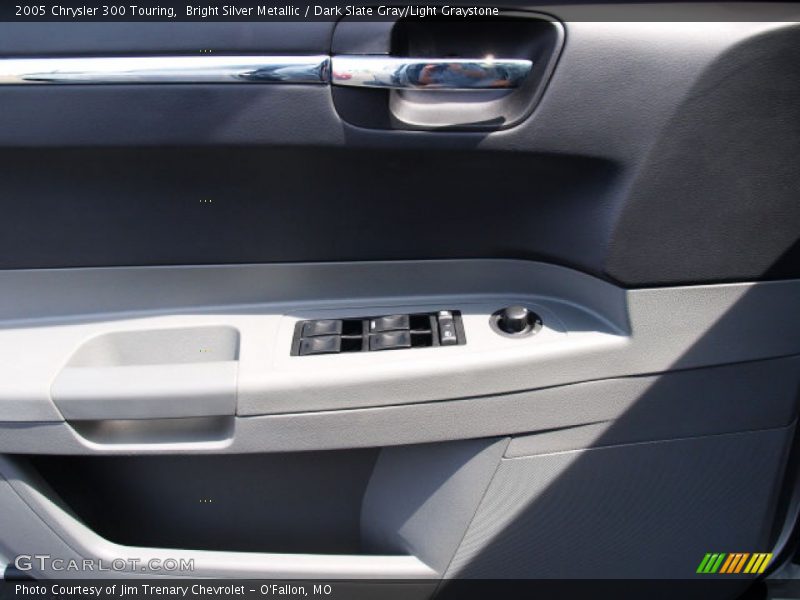 Bright Silver Metallic / Dark Slate Gray/Light Graystone 2005 Chrysler 300 Touring