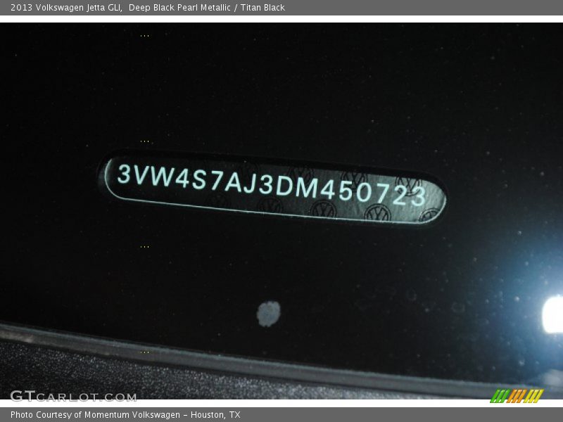 Deep Black Pearl Metallic / Titan Black 2013 Volkswagen Jetta GLI