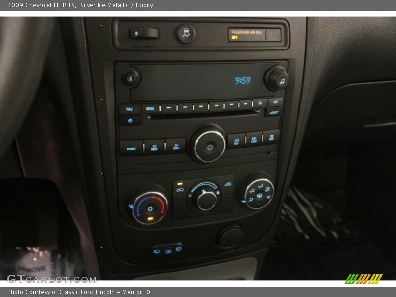 Silver Ice Metallic / Ebony 2009 Chevrolet HHR LS