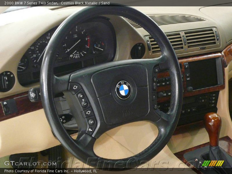 Cosmos Black Metallic / Sand 2000 BMW 7 Series 740i Sedan
