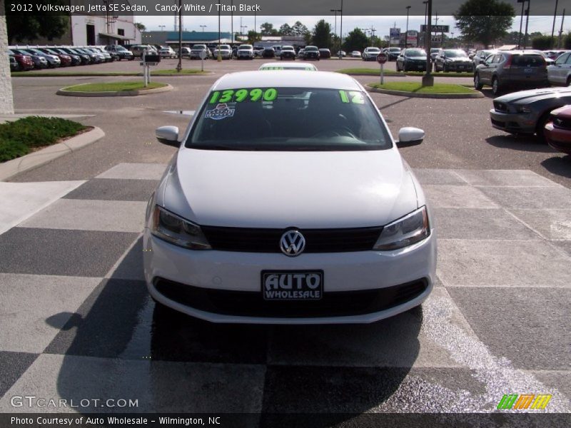 Candy White / Titan Black 2012 Volkswagen Jetta SE Sedan
