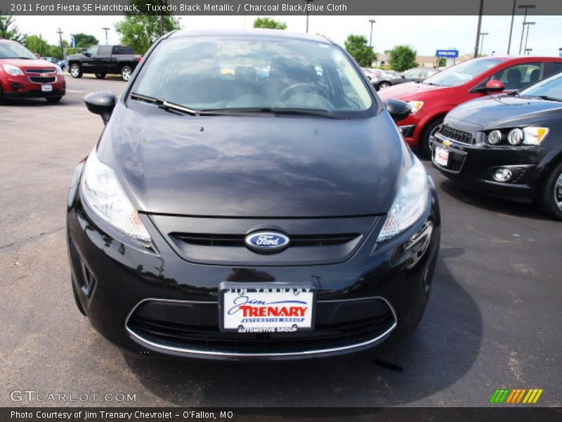 Tuxedo Black Metallic / Charcoal Black/Blue Cloth 2011 Ford Fiesta SE Hatchback