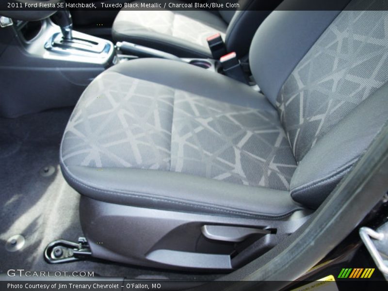 Tuxedo Black Metallic / Charcoal Black/Blue Cloth 2011 Ford Fiesta SE Hatchback