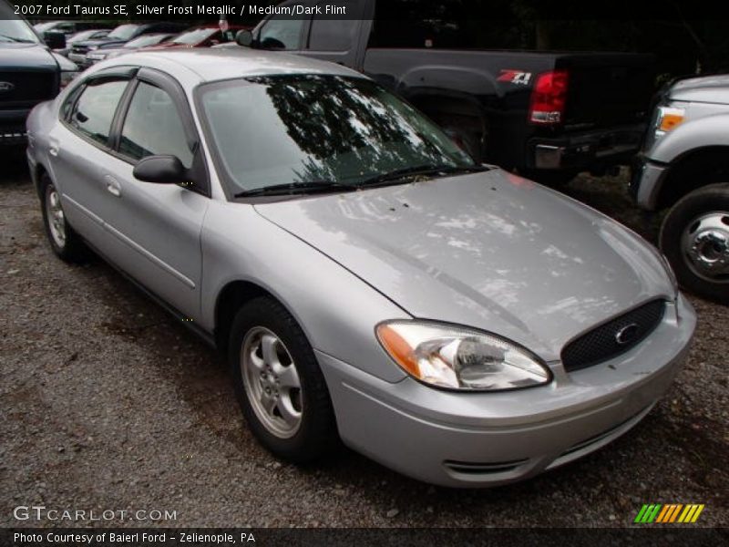 Silver Frost Metallic / Medium/Dark Flint 2007 Ford Taurus SE
