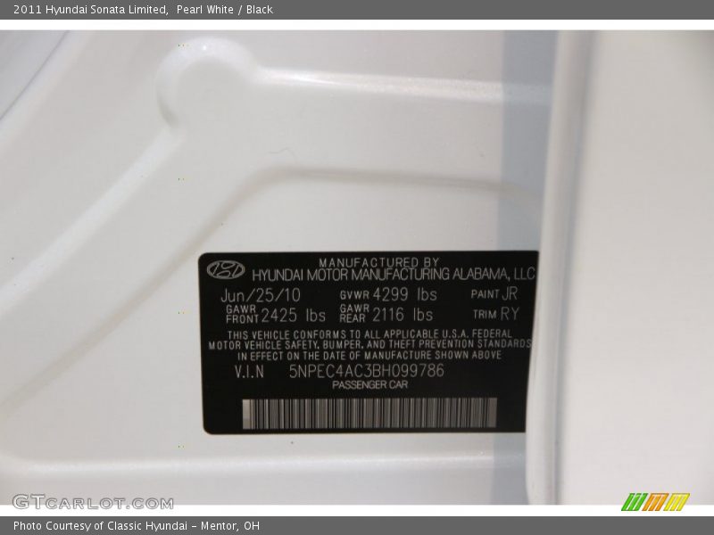 Pearl White / Black 2011 Hyundai Sonata Limited