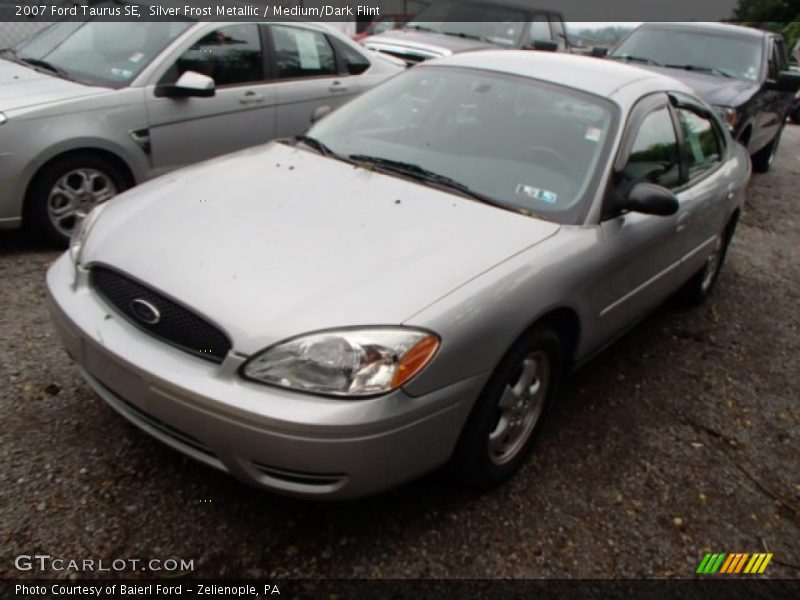 Silver Frost Metallic / Medium/Dark Flint 2007 Ford Taurus SE