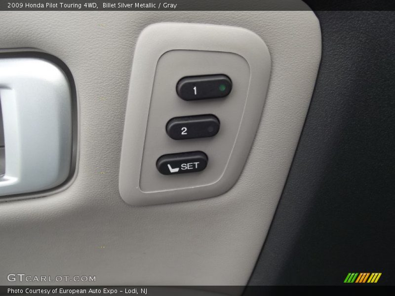 Billet Silver Metallic / Gray 2009 Honda Pilot Touring 4WD
