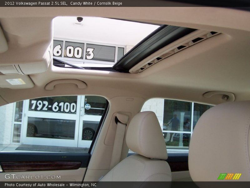 Candy White / Cornsilk Beige 2012 Volkswagen Passat 2.5L SEL