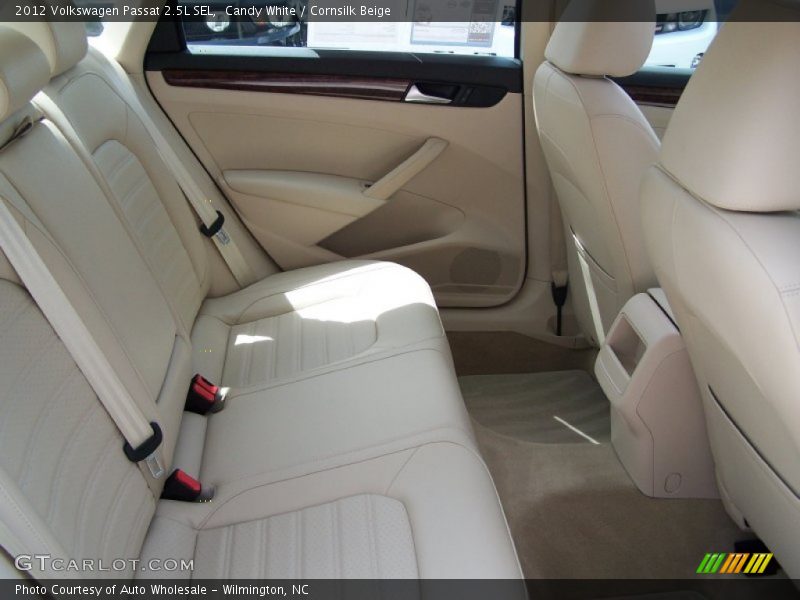 Candy White / Cornsilk Beige 2012 Volkswagen Passat 2.5L SEL