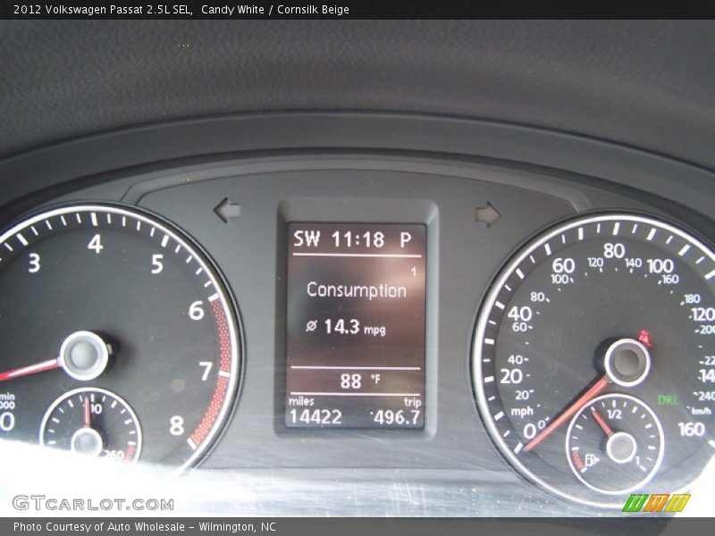 Candy White / Cornsilk Beige 2012 Volkswagen Passat 2.5L SEL