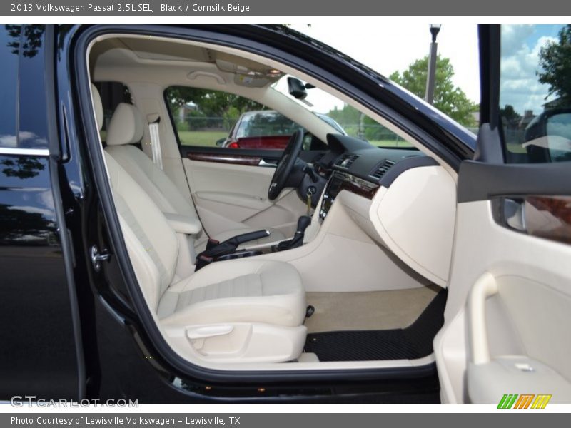 Black / Cornsilk Beige 2013 Volkswagen Passat 2.5L SEL