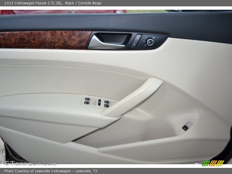 Black / Cornsilk Beige 2013 Volkswagen Passat 2.5L SEL