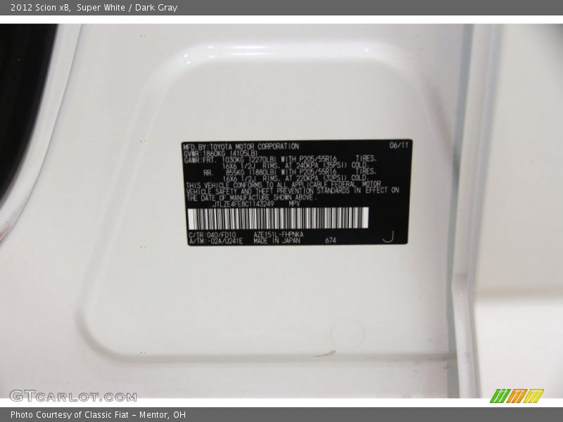 Super White / Dark Gray 2012 Scion xB