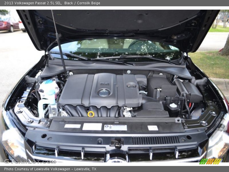 Black / Cornsilk Beige 2013 Volkswagen Passat 2.5L SEL