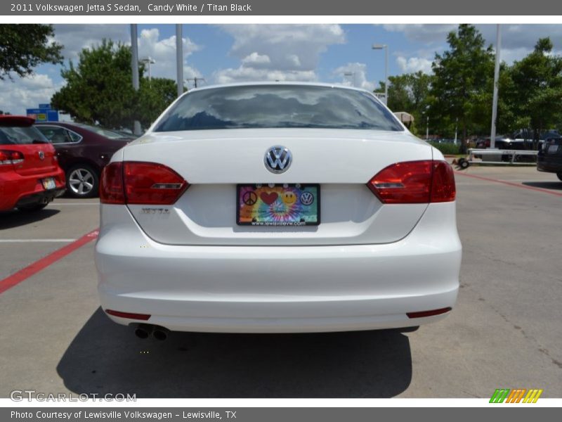 Candy White / Titan Black 2011 Volkswagen Jetta S Sedan