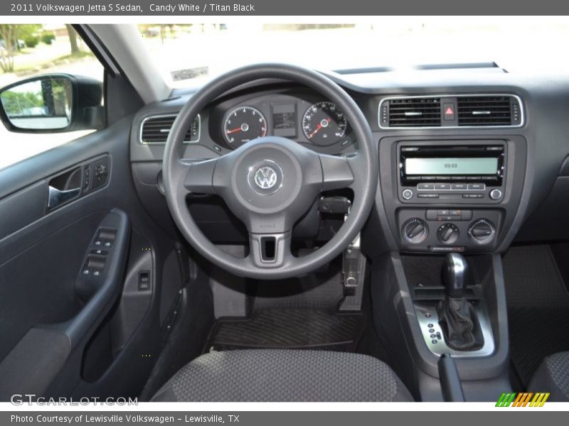 Candy White / Titan Black 2011 Volkswagen Jetta S Sedan