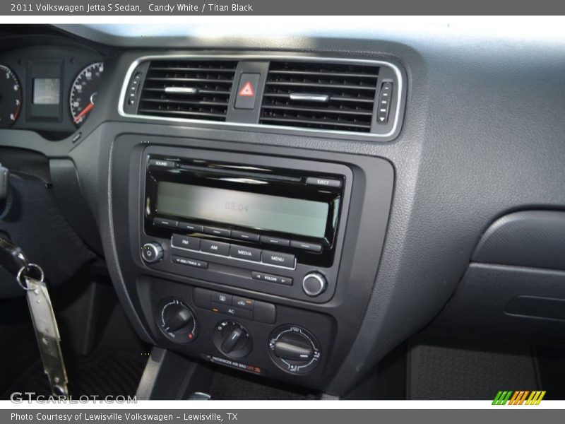 Candy White / Titan Black 2011 Volkswagen Jetta S Sedan