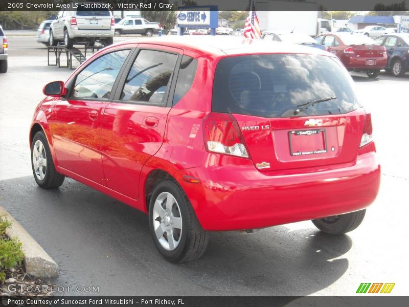 Victory Red / Gray 2005 Chevrolet Aveo LS Hatchback