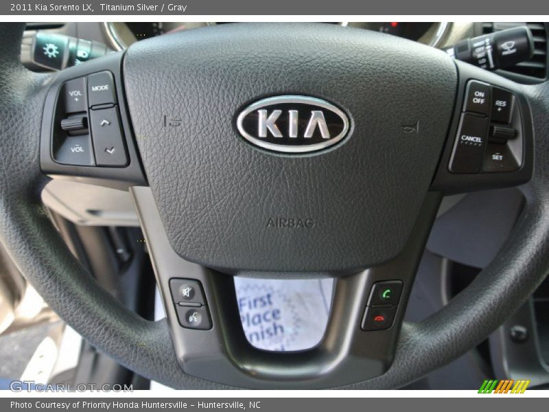 Titanium Silver / Gray 2011 Kia Sorento LX