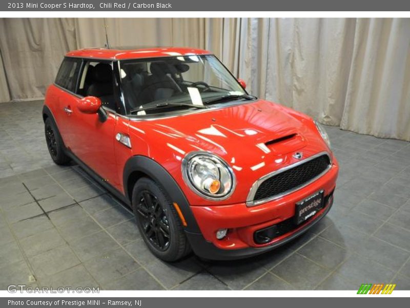 Chili Red / Carbon Black 2013 Mini Cooper S Hardtop