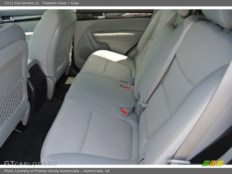 Titanium Silver / Gray 2011 Kia Sorento LX