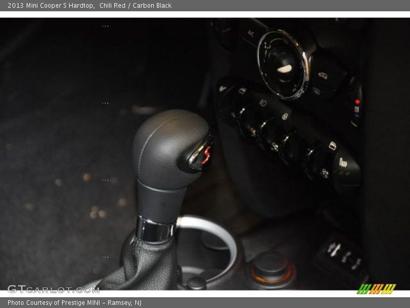 Chili Red / Carbon Black 2013 Mini Cooper S Hardtop