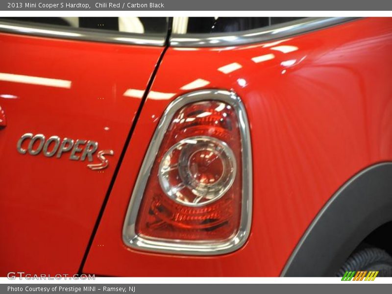 Chili Red / Carbon Black 2013 Mini Cooper S Hardtop