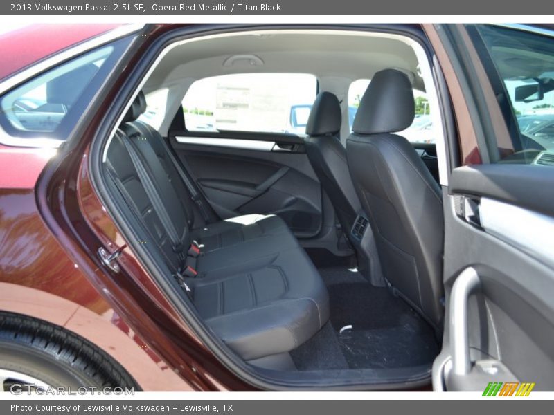 Opera Red Metallic / Titan Black 2013 Volkswagen Passat 2.5L SE