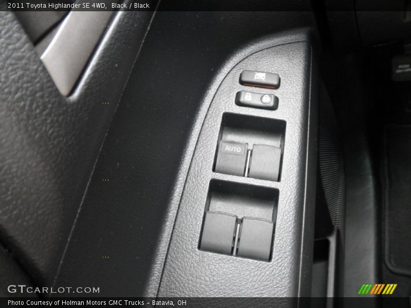 Black / Black 2011 Toyota Highlander SE 4WD