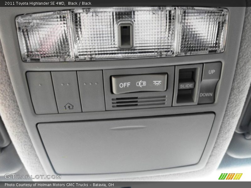 Black / Black 2011 Toyota Highlander SE 4WD