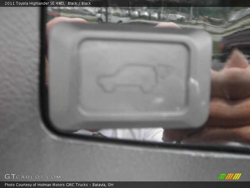 Black / Black 2011 Toyota Highlander SE 4WD