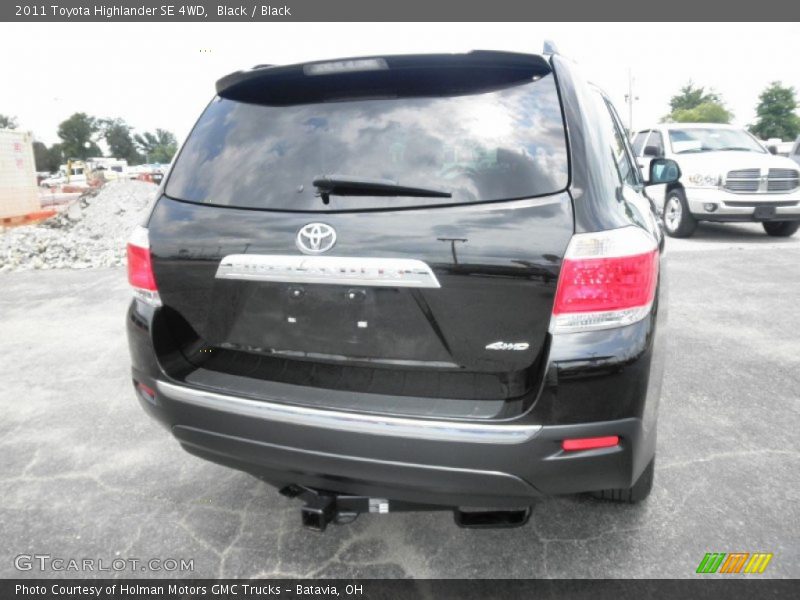 Black / Black 2011 Toyota Highlander SE 4WD