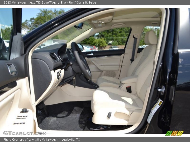 Black Uni / Cornsilk Beige 2013 Volkswagen Jetta TDI SportWagen