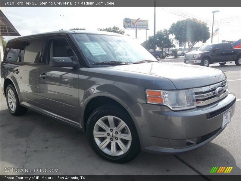 Sterling Grey Metallic / Medium Light Stone 2010 Ford Flex SE