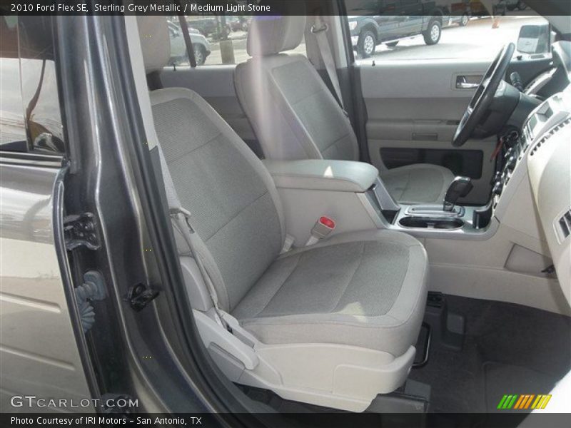 Sterling Grey Metallic / Medium Light Stone 2010 Ford Flex SE