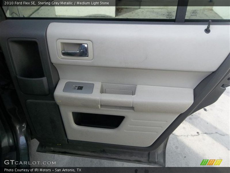 Sterling Grey Metallic / Medium Light Stone 2010 Ford Flex SE