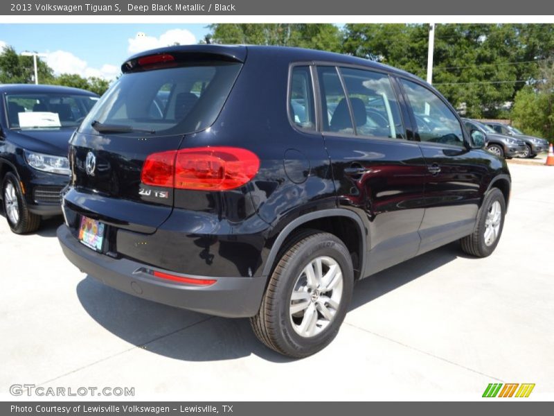 Deep Black Metallic / Black 2013 Volkswagen Tiguan S