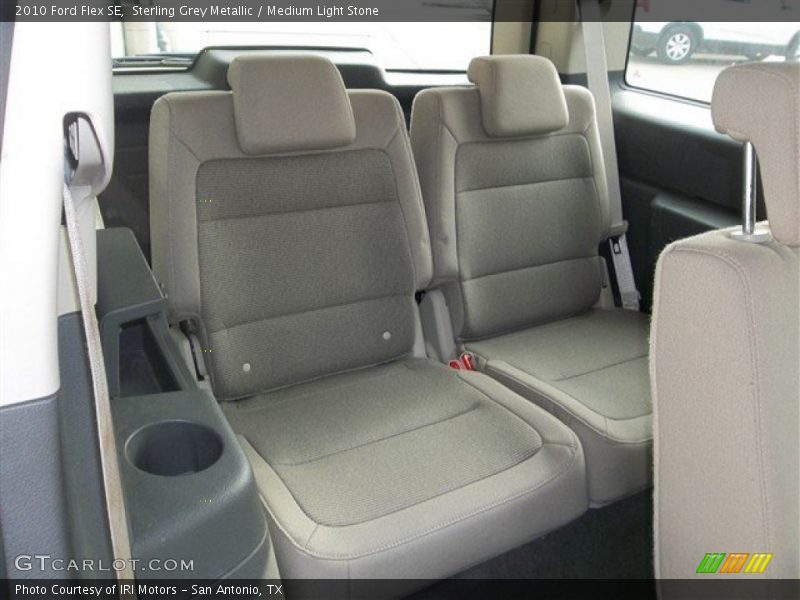 Sterling Grey Metallic / Medium Light Stone 2010 Ford Flex SE