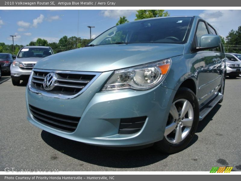 Antigua Blue Metallic / Aero Gray 2010 Volkswagen Routan SE